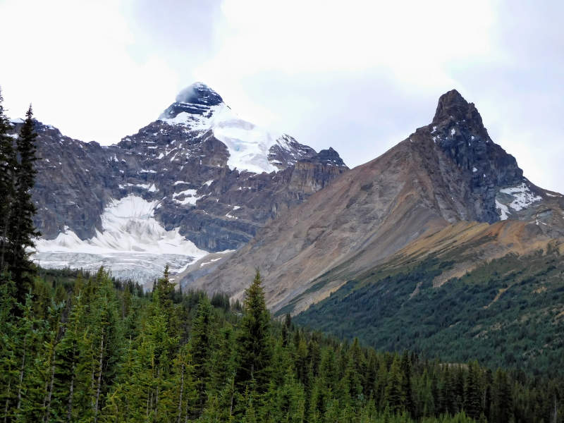 Mt. Athabasca 3491 m, Hilda Glacier and Hilda Peak 3060 m